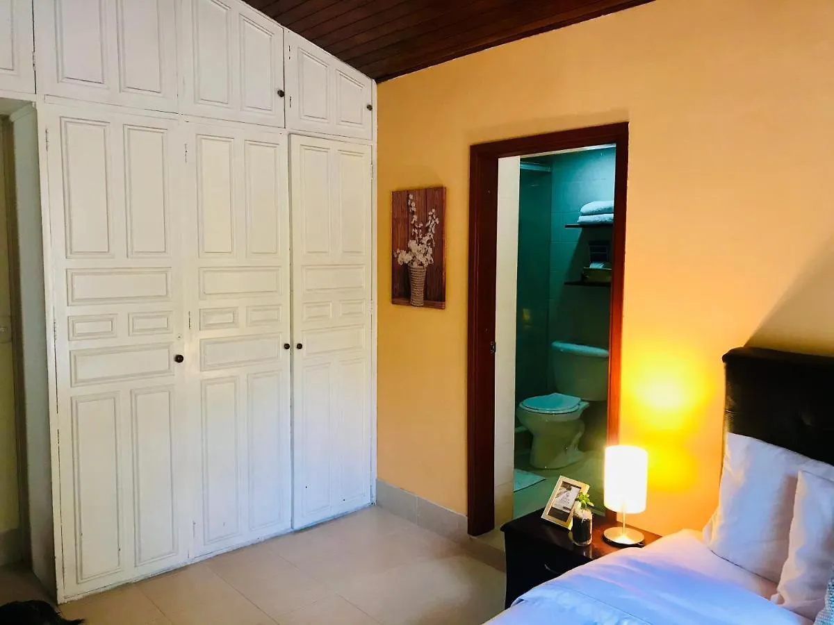 Casa Prada Bed & Breakfast Μπογκοτά 3*,  Κολομβία